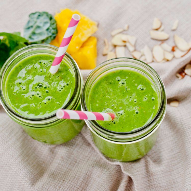 smoothies-verdes-emagrecimento-canudos de dieta de baixa caloria