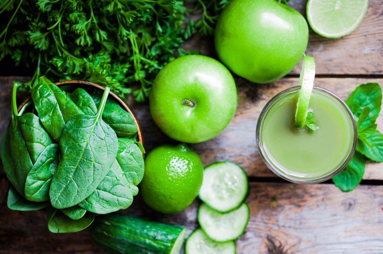 smoothies-verdes-emagrecimento-dieta de baixas calorias-pepino-espinafre