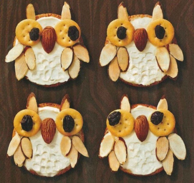 halloween-food-recipes-kids-crackers-owls