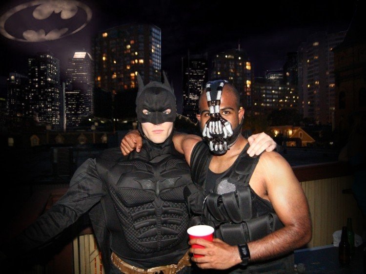 halloween-disguise-men-make-yourself-superhero-diy-black-party-creative