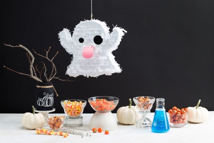 Como fazer instruções de piñata fantasma de Halloween