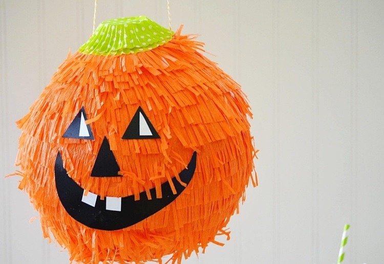 Instruções de abóbora piñata DIY Halloween