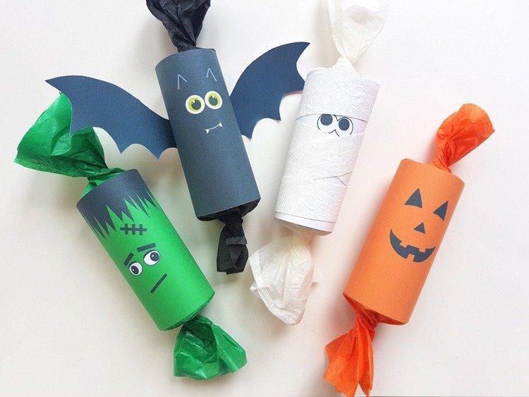 Faça você mesmo uma piñata de Halloween com rolos de papel Instruções