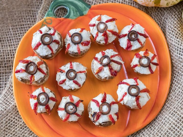 halloween-receitas-finger-food-hearty-vegan-eyeballs