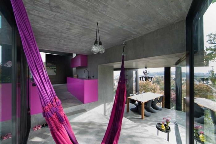 cozinha mesa de jantar mesa de balanço rosa concreto interior