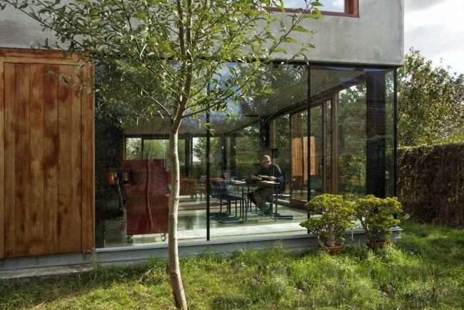 Design de interiores de casa de vidro design exterior de estilo retro cantilever
