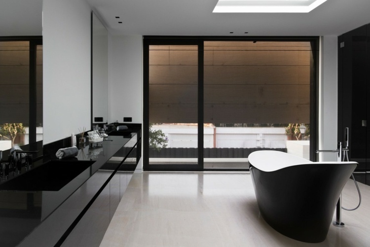 casa moderna escada em espiral banheiro console de lavagem banheira de alto brilho preto