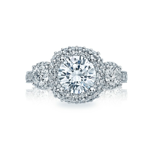 lindo anel de noivado de designer opulento com diamantes