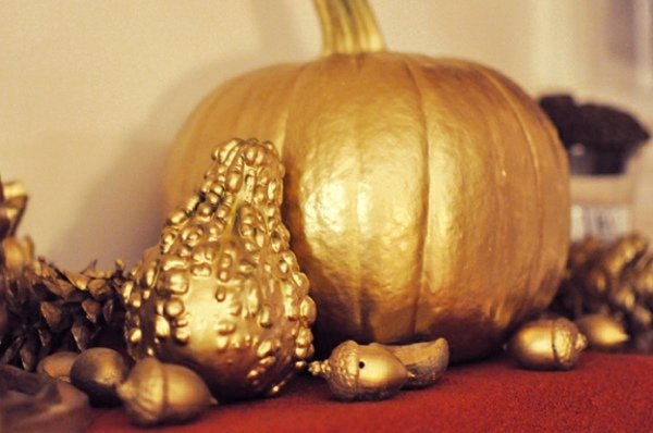 decoração de outono-abóbora-avelã dourada