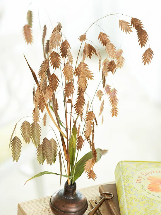 vaso de maçaneta de cobre usar ideia de decoração de outono