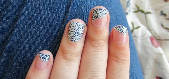 Unhas, desenhos de unhas, motivos de outono, rosas