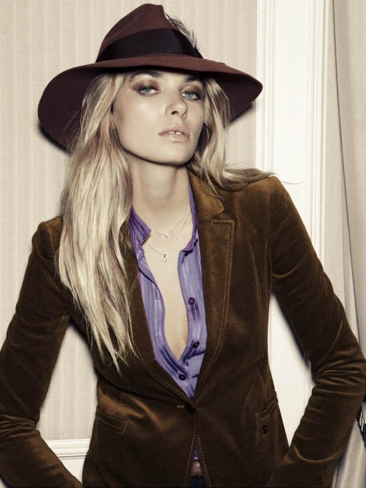 hippie-chic-fashion-boho-autumn-blazer-shirt-purple-hat-fedora-make-up-brown tons