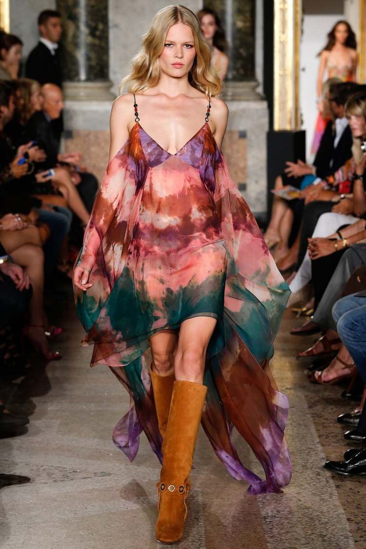 hippie-chic-fashion-boho-dress-airy-colors-aquarela-efeito-couro-botas-veludo