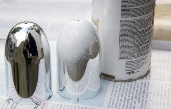ideias para vasos de plástico pendurados em tampas modernas