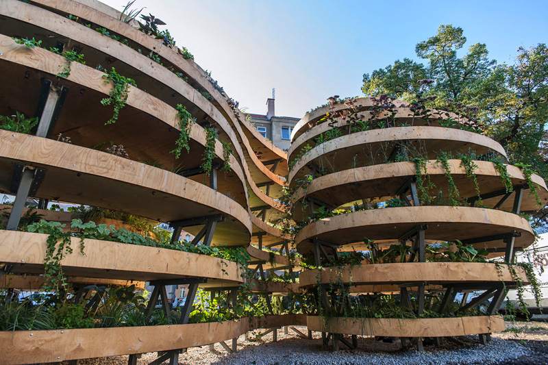 Cama elevada - jardim - metal - madeira