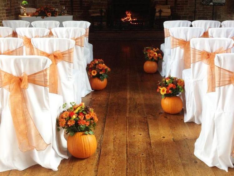 outono-casamento-decoração-idéias-casamento-altar-decorar-outono-folhas-abóboras