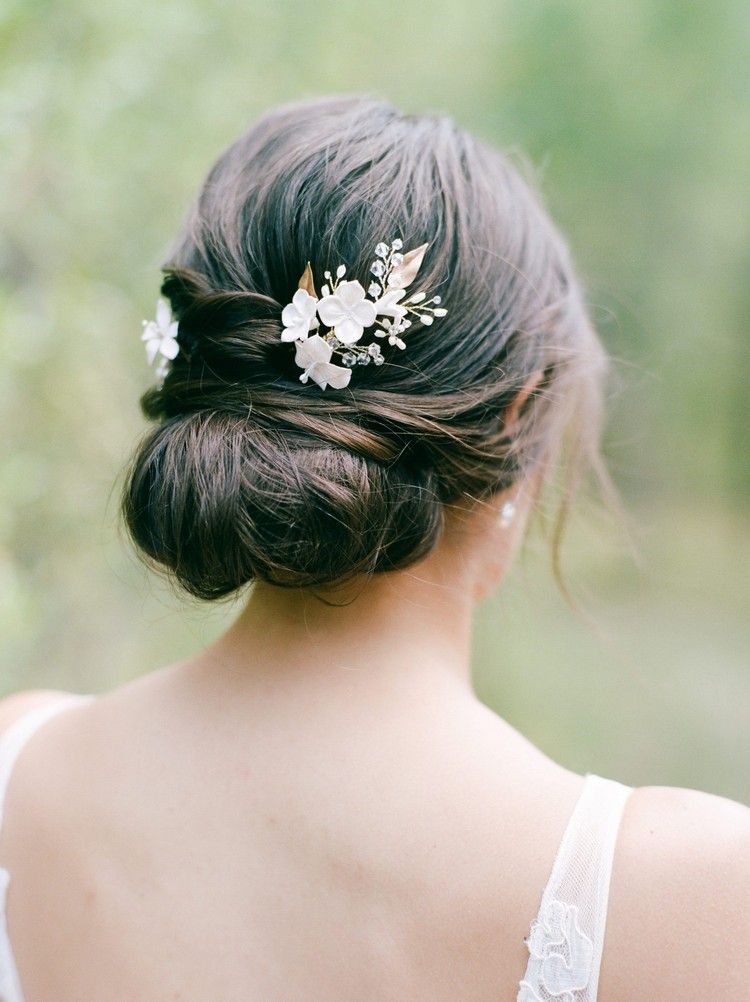 Incremente o seu penteado de casamento com acessórios para o cabelo