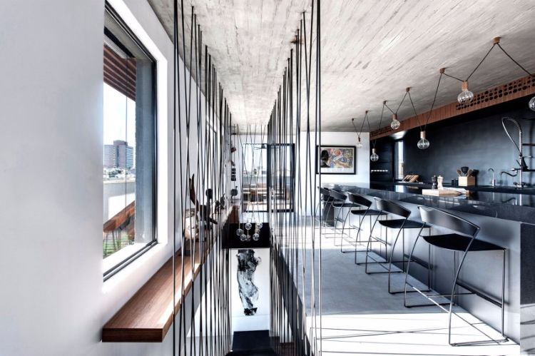 madeira-cozinha-concreto-moderno-combinar-metal-divisória preta