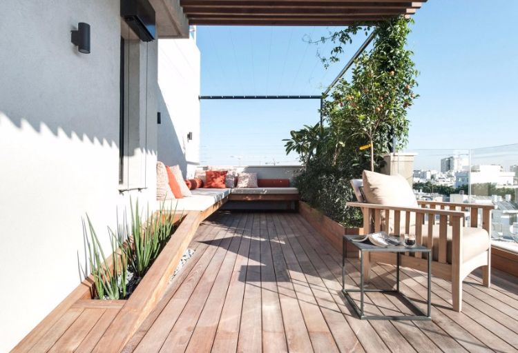 Madeira para terraço -modern-combine-velcro-plants-piso de madeira-view