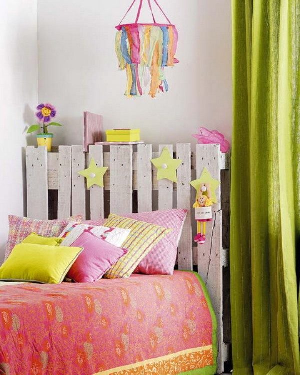 quarto infantil cama cabeceira paleta estrela decorar