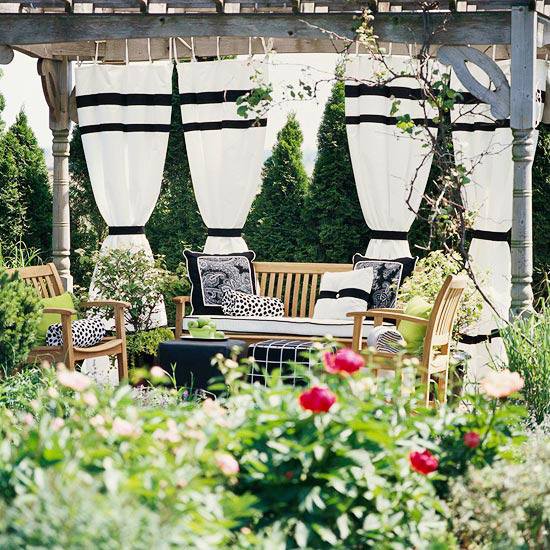 Cortinas de pátio - móveis de madeira para jardim - canteiro de flores