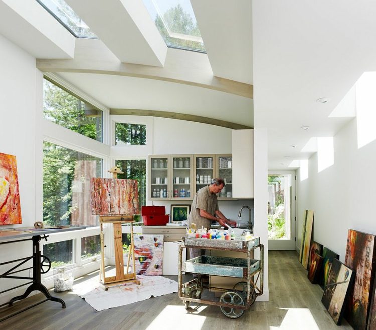 home office com claraboia cozinha estúdio de arte