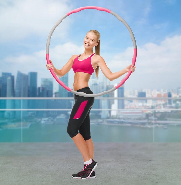 Plano de treinamento de corpo inteiro Hula Hoop Fitness com seu próprio peso