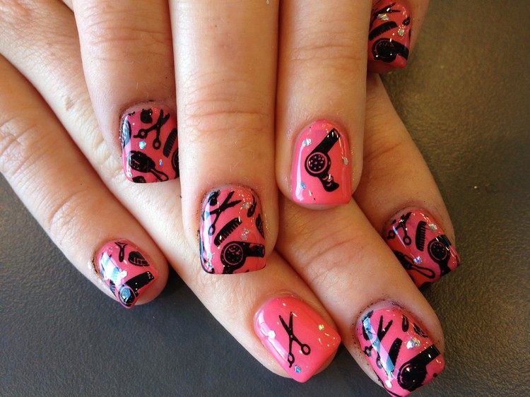 funny-nail-art-ideas-cabeleireiro-ferramentas-motifs-black-on-pink
