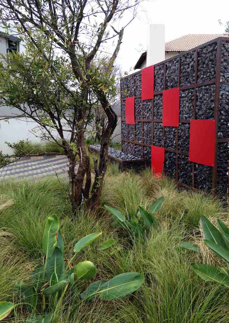 gabião-desenhos-decoração-elementos-jardim-decoração-banco-corten-aço-painéis-vermelho