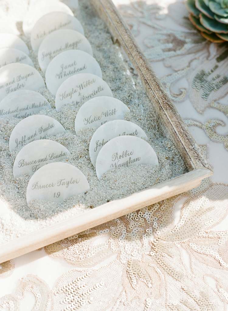 tabela de marcadores de posição de tags de nome de casamento de praia