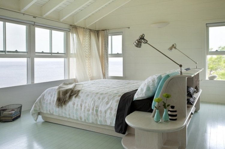 Quarto moderno com design de cama integrado-prateleiras-cômodo intermediário