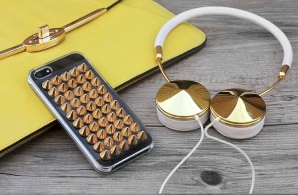 black-iphone-case-gold-partículas-discretamente-à prova de choque