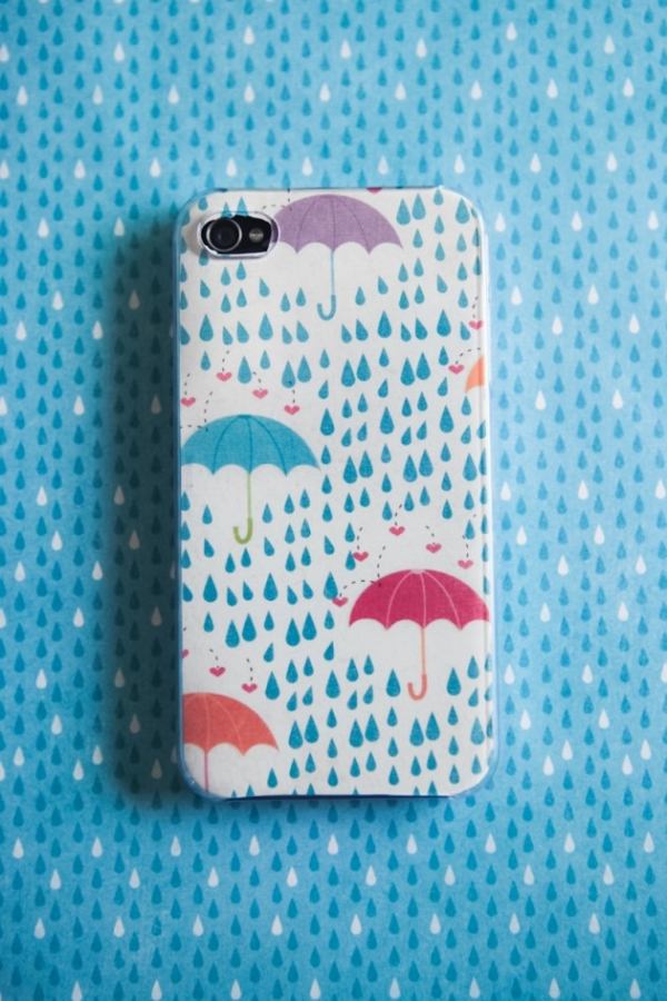Craft ideas-DIY-iphone-artcase-pattern-paper-umbrella