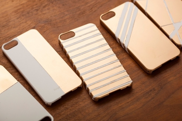 iphone-case-gold-surface-stripes-design it yourself
