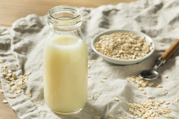 leite de aveia alternativa ao leite vegano saudável