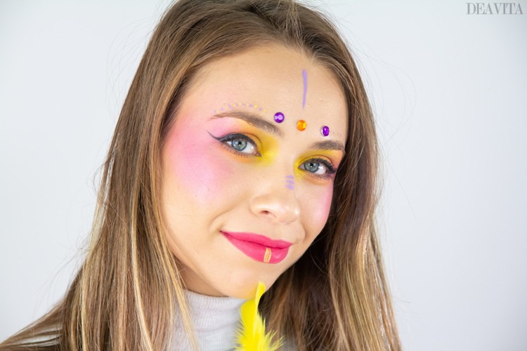 Carnaval maquiagem ideia colorida mulher étnica look tribal princesa