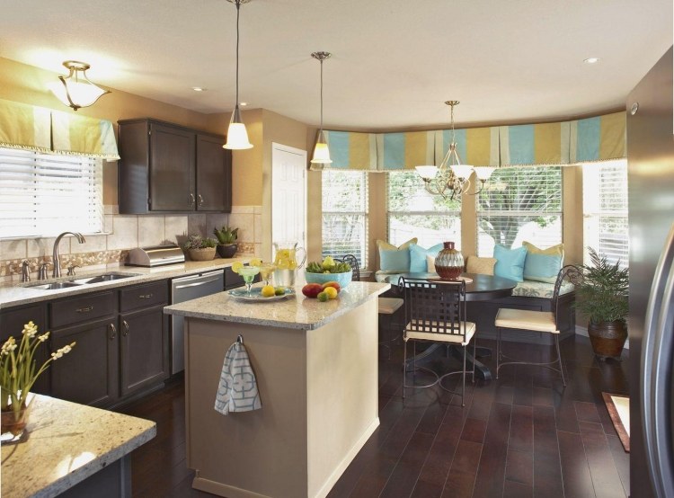cozinha-cortinas-moderno-claro-verde-azul-canto-almofada-estofado-cor