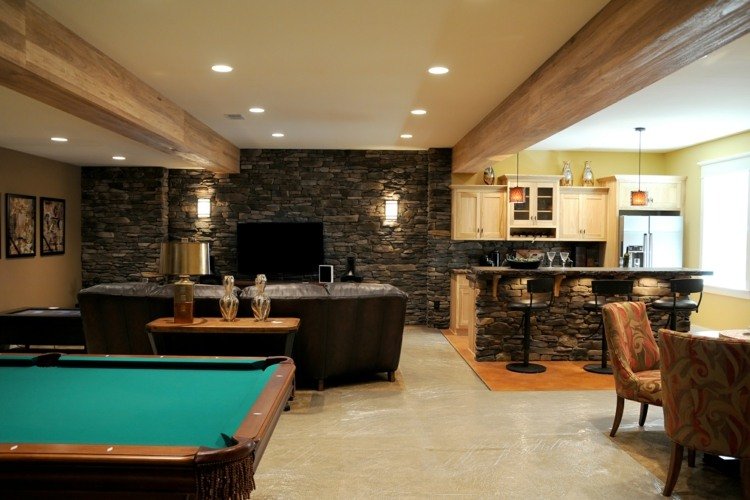 cave-living-room-remodeling-party-room-inspiração-bilhar-bar-parede de pedra