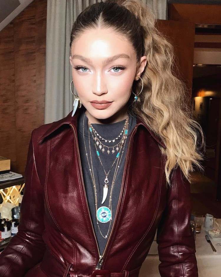 Bella Hadid Hairstyles Chains Layering Jewelry Trends Summer 2020