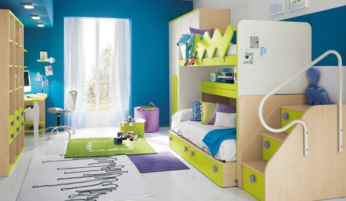 Quarto infantil com design-ideias-modernas-cores-vibrantes-beliche