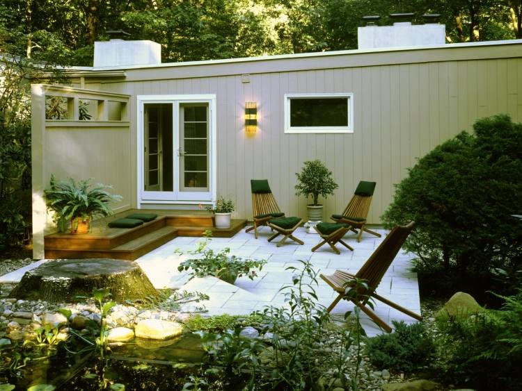 Pequeno-jardim-design-pátio-interior-terraço de madeira