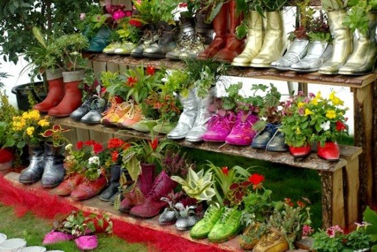 Idéias de decoração de design de jardim plantando sapatos