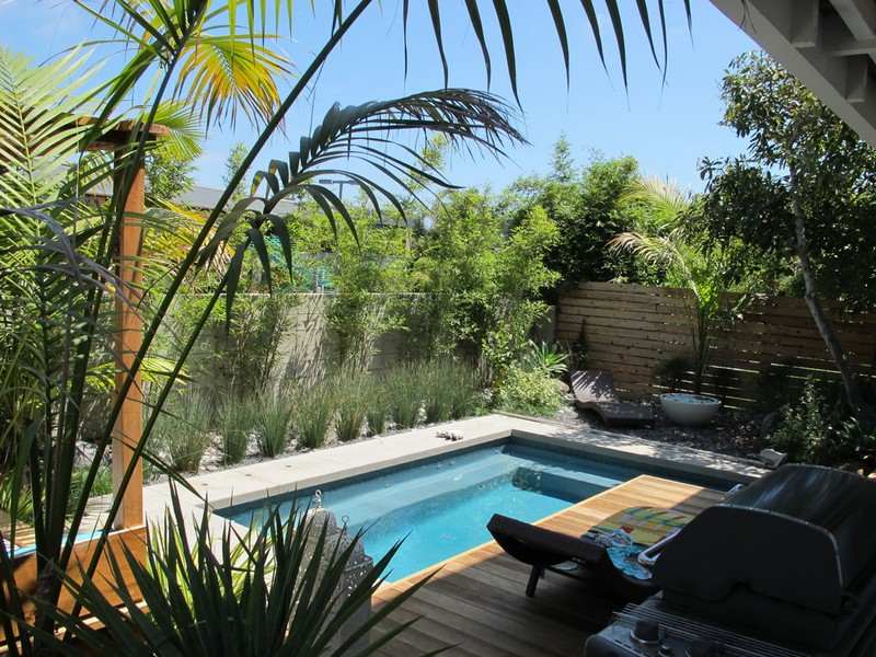 Pequeno-jardim-quintal-piscina-graeser-design-ideias