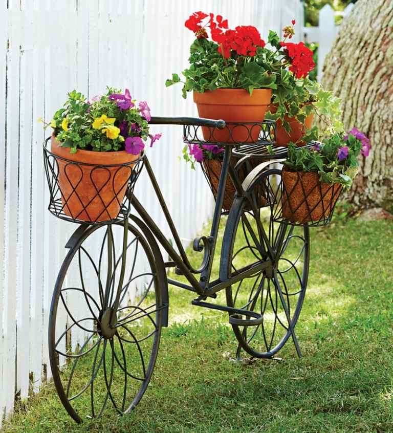 ideias criativas para jardim preto vintage bicicleta decoração ideia cerca gramado
