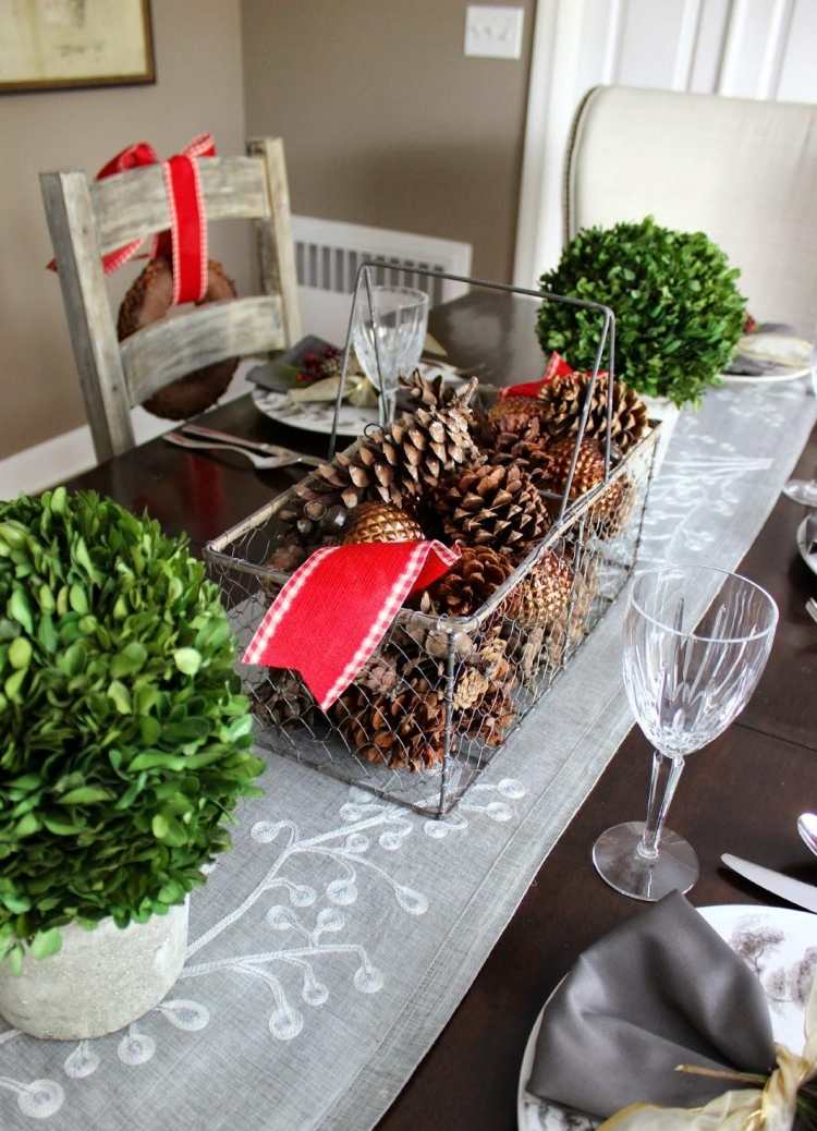 decoração de mesa-natal-faça-você-mesmo-cones-caixa-árvores-vasos de plantas pequenas-mesa corredor