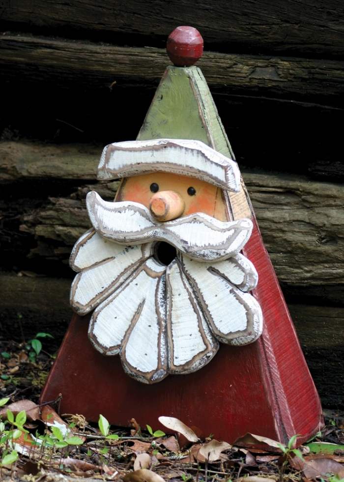 Decoração-madeira-Papai-Noel-com-barba-feita-de-madeira-funileiro-com-tinta pintada