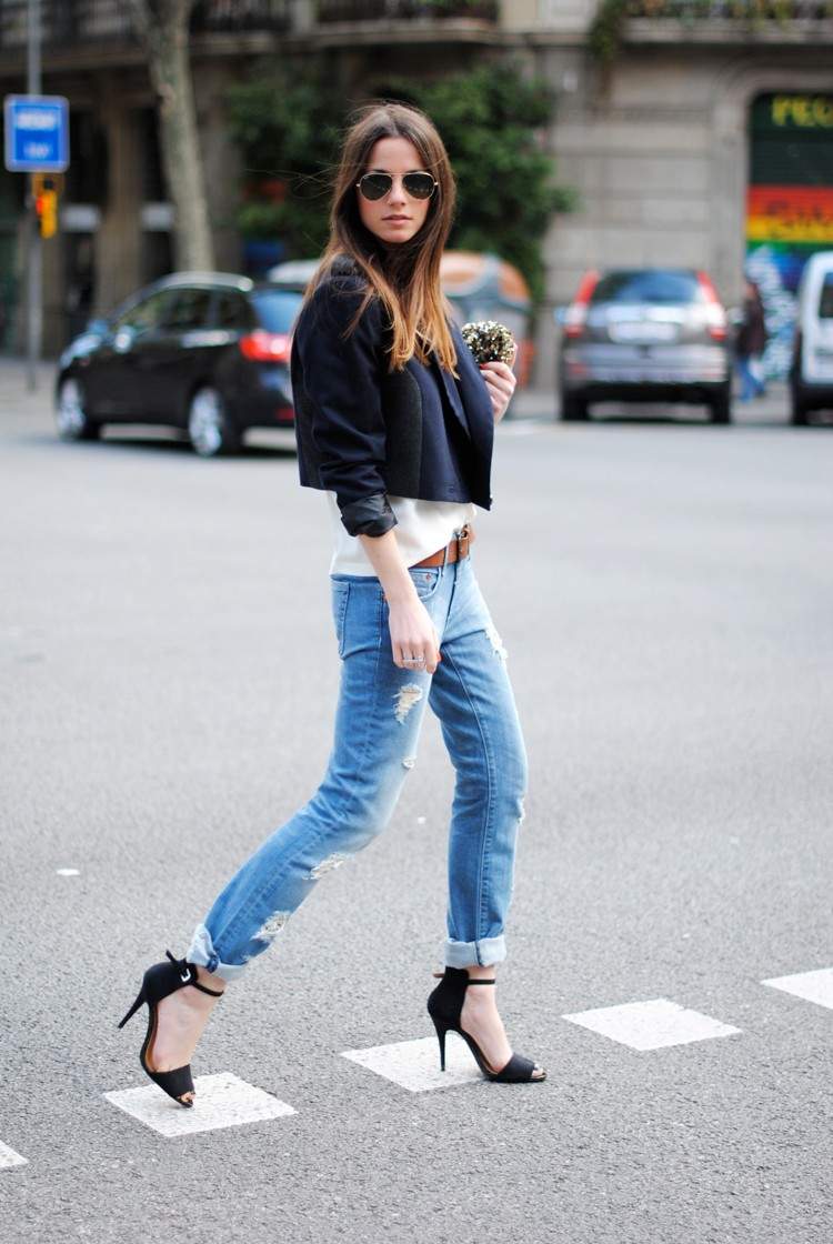 Blazers curtos combinam ideias de roupas jeans de primavera