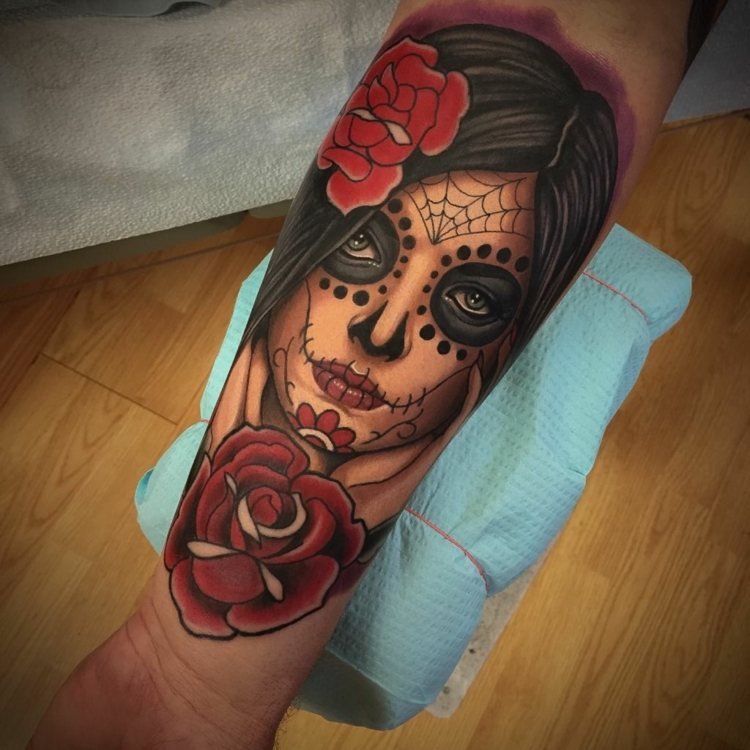 Tattoo la Catrina pequena tatuagem de antebraço para mulheres tendências de tatuagem