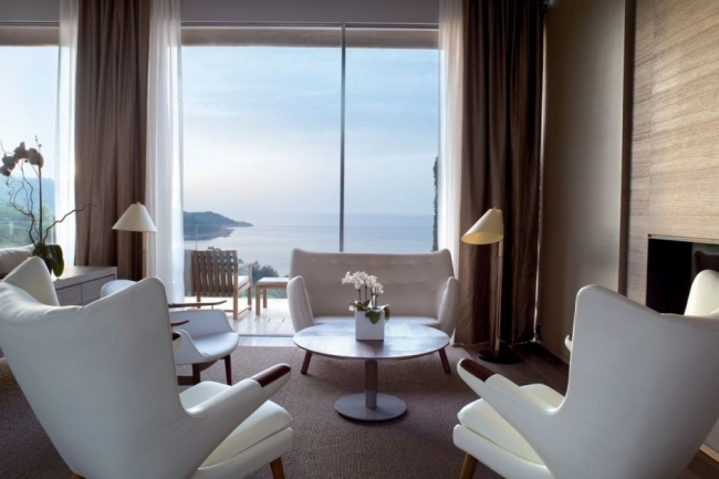 hotel-suite-facility-bright-st-tropez-sea view