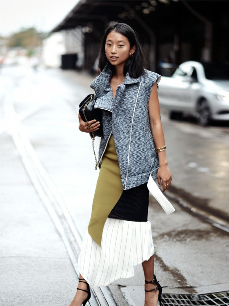 Lagenlook-fashion-layering-design-colete-diagonal-zip-zig-zag-efeito-vestido-simples-saia assimétrica